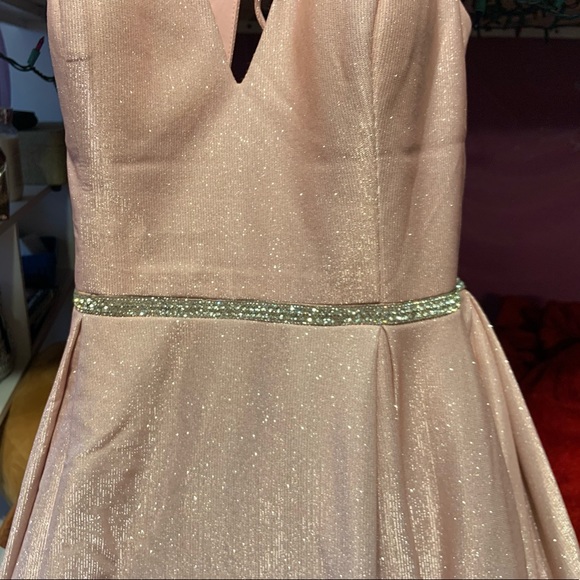 Prom Dress - Picture 4 of 7